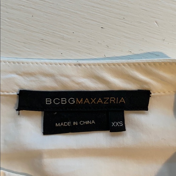 BCBG white shirt with bow - Picture 6 of 8